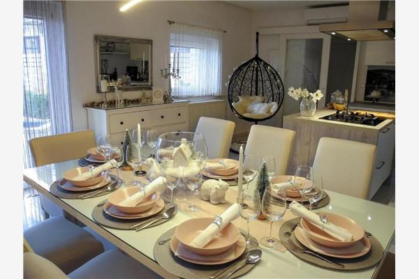 House K1, for 8 persons