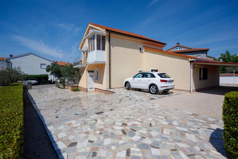 Апартаменты Bakran