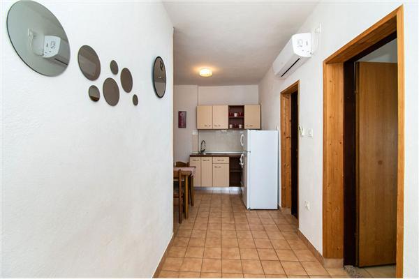 Apartment A1, for 5 persons