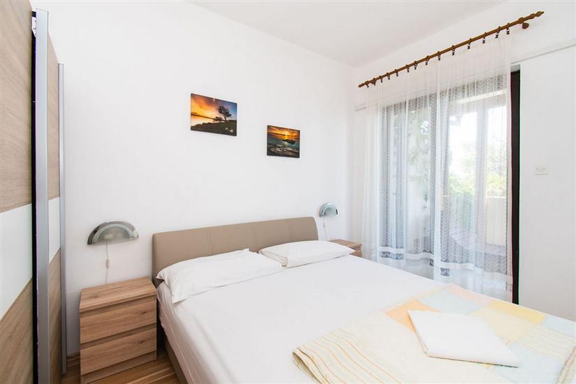 Apartment A1, for 5 persons