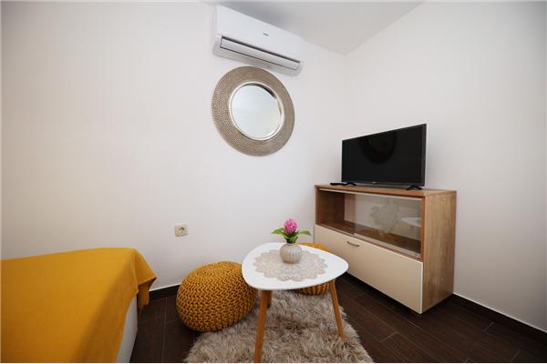 House K1, for 8 persons