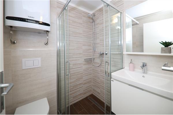 House K1, for 8 persons