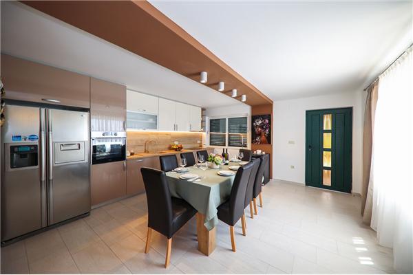 House K1, for 8 persons