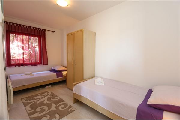 Apartment A2, for 5 persons