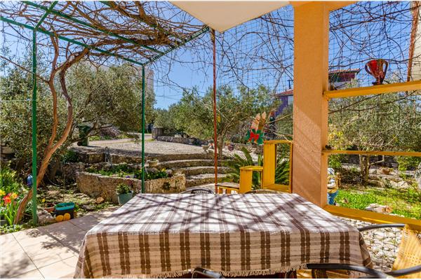 Apartment A1, for 6 persons