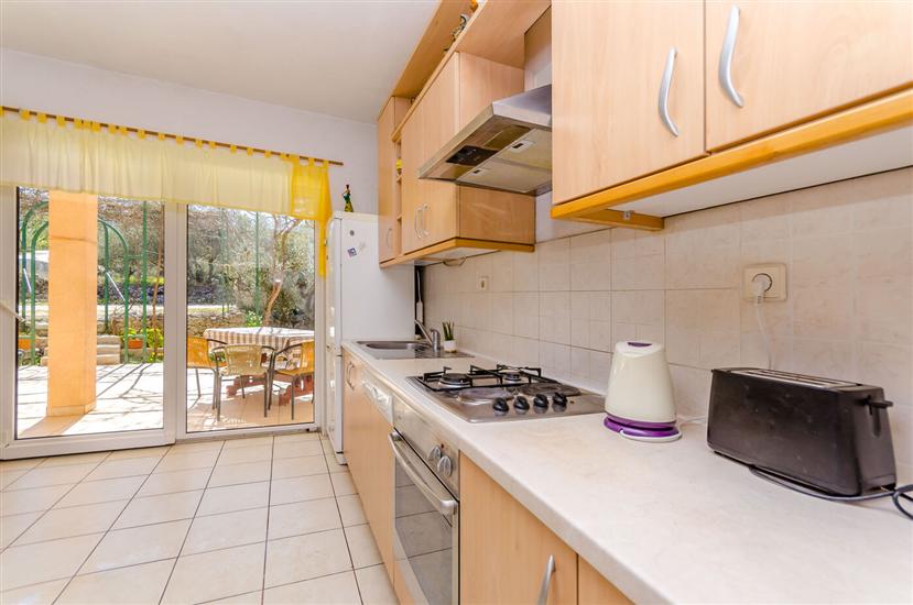 Apartment A1, for 6 persons