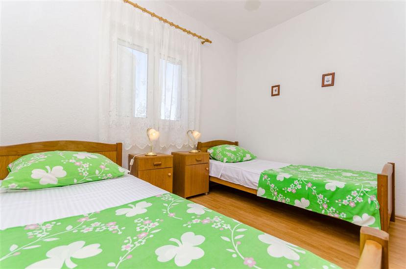 Apartment A1, for 6 persons