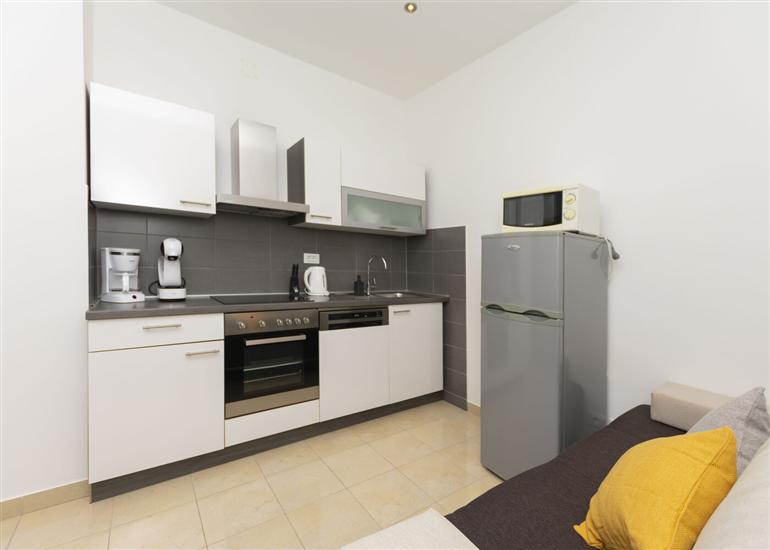 Apartment A4, for 6 persons