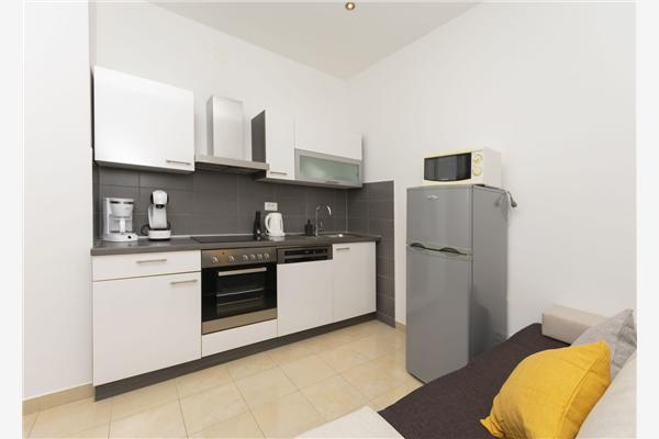 Apartment A4, for 6 persons