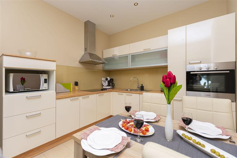 Apartment A5, for 4 persons