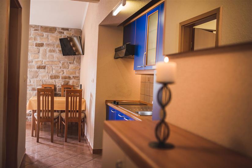 Apartment A1, for 5 persons