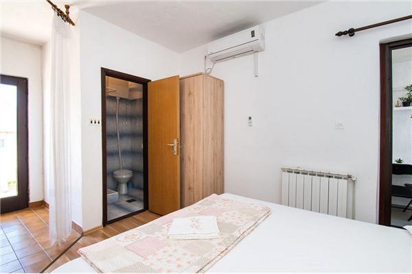 Apartment A2, for 2 persons