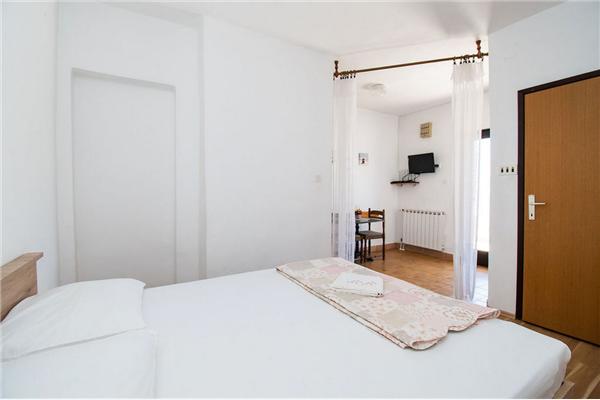 Apartment A2, for 2 persons