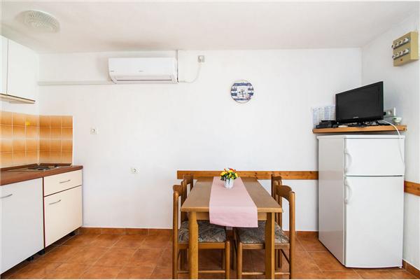 Apartment A3, for 4 persons