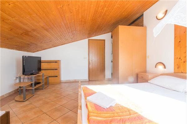 Apartment A4, for 4 persons