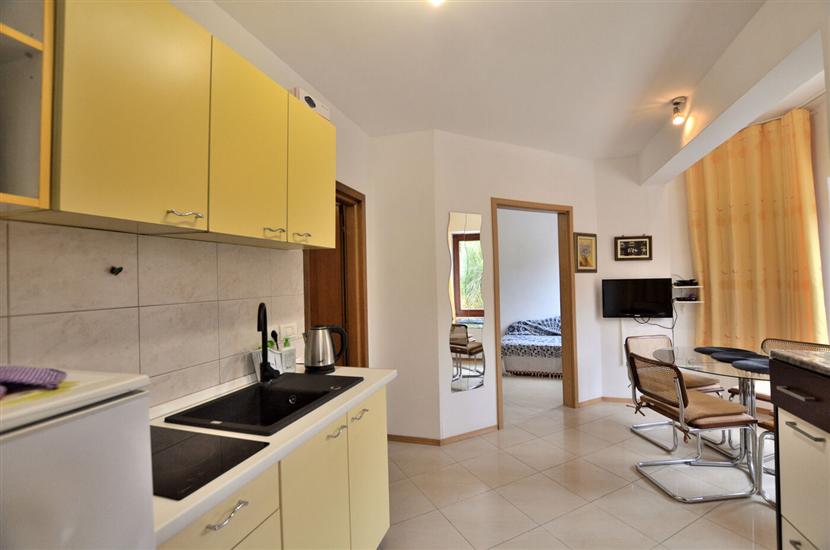 Apartment A2, for 3 persons