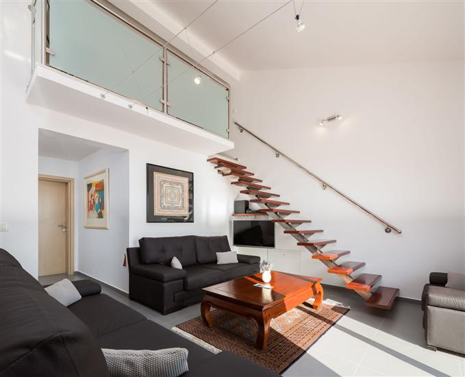 House K1, for 8 persons