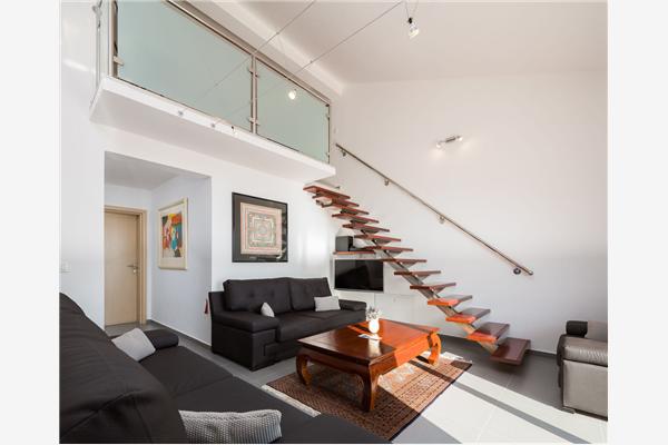 House K1, for 8 persons