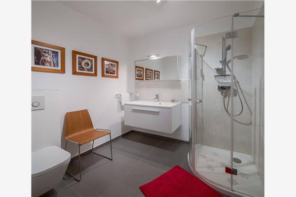 House K1, for 8 persons