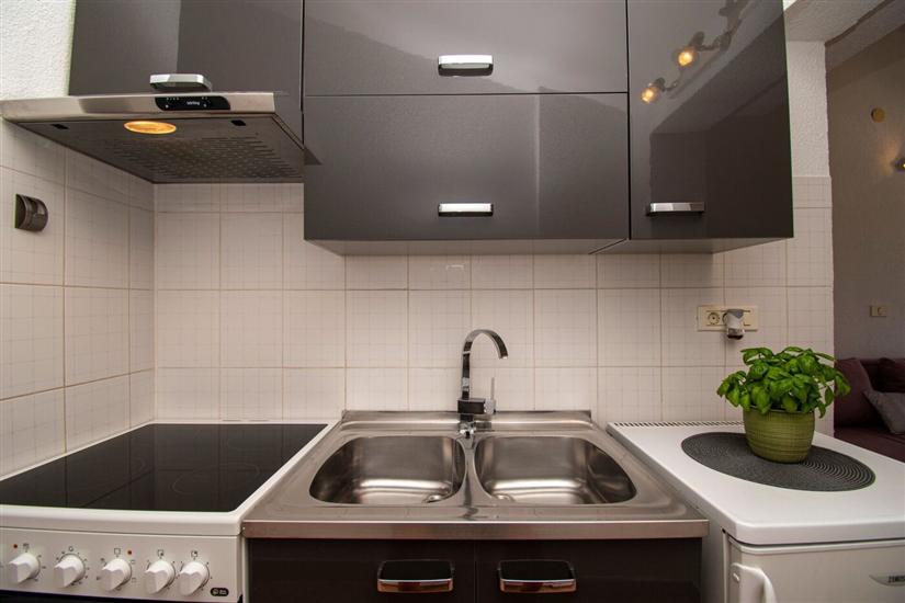 House K1, for 10 persons