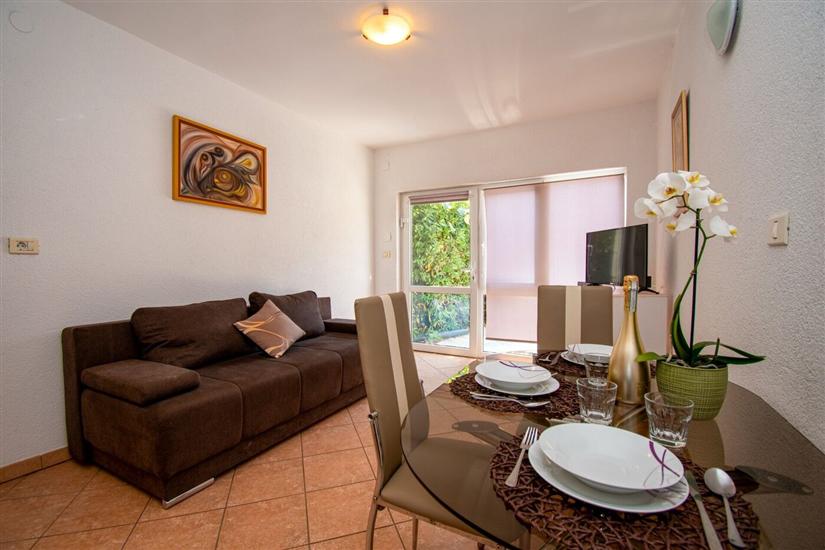 House K1, for 10 persons