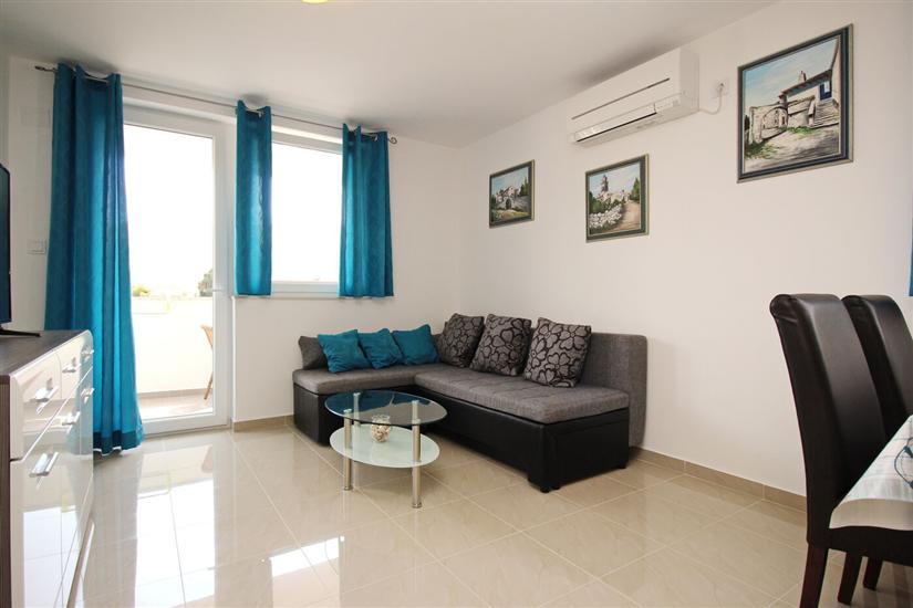 Apartment A2, for 5 persons