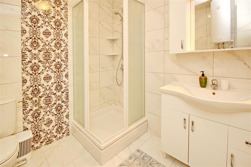 Apartment A2, for 5 persons