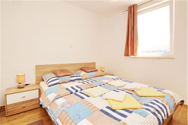 Apartment A2, for 5 persons