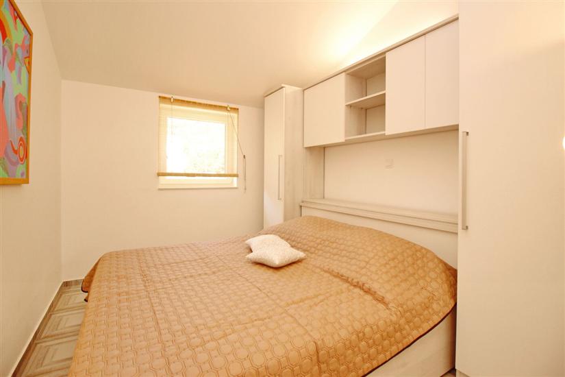 Apartment A3, for 5 persons