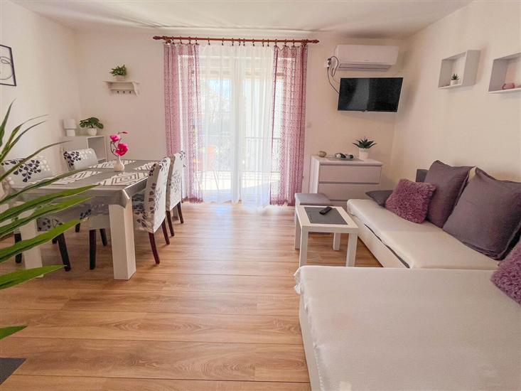 Apartment A1, for 4 persons