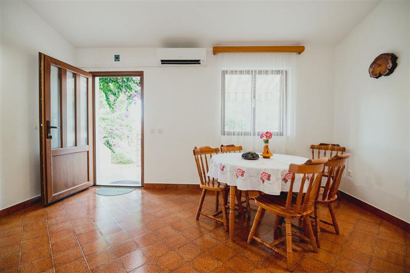 Apartment A1, for 4 persons