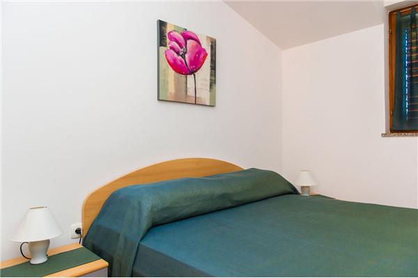 Apartment A4, for 4 persons