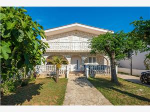 Apartment North Dalmatian islands,BookLoncarFrom 222 €