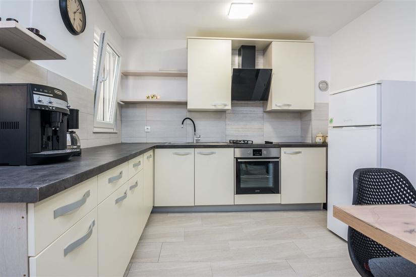 Apartment A1, for 7 persons