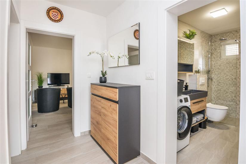 Apartment A1, for 7 persons