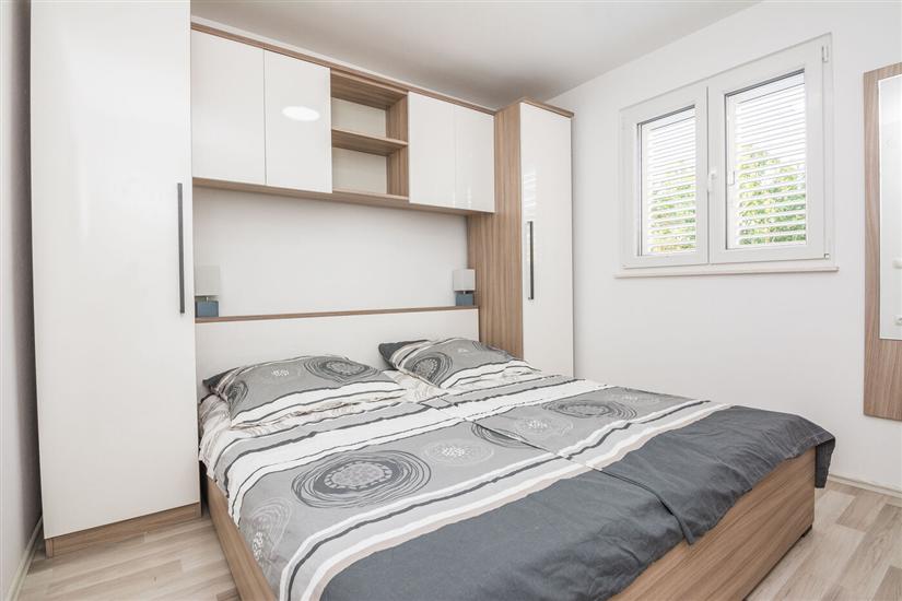 Apartment A1, for 7 persons