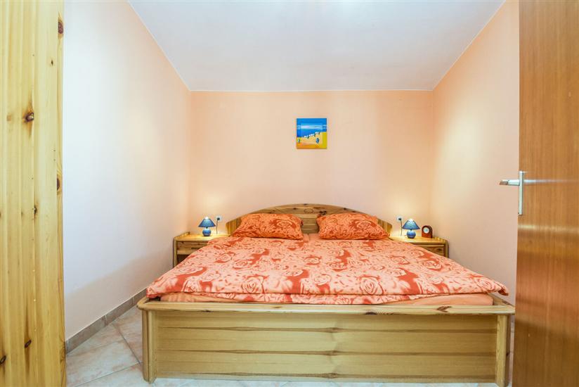 Apartment A2, for 6 persons