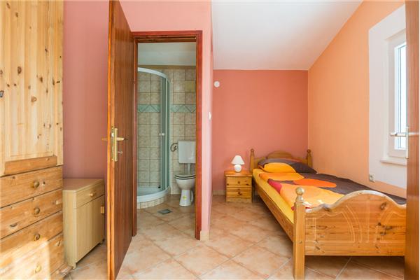 Apartment A2, for 6 persons