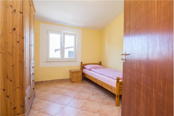 Apartment A2, for 6 persons