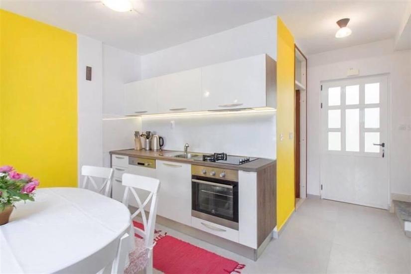 Apartment A1, for 6 persons