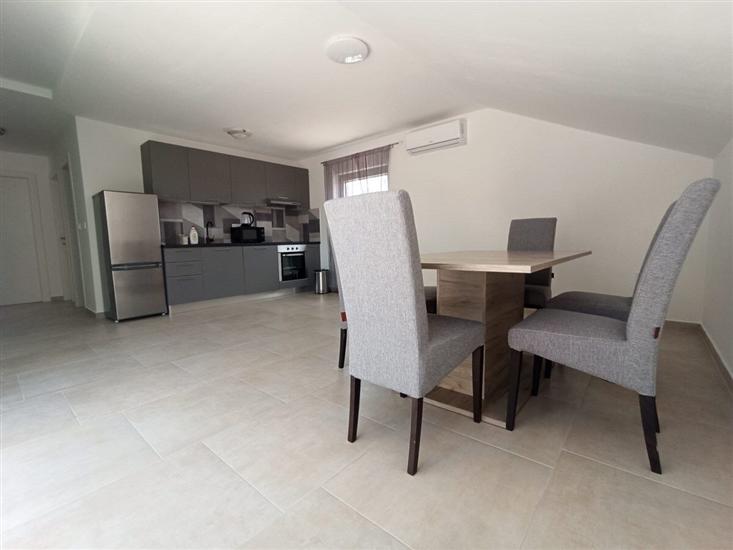 Apartment A1, for 6 persons
