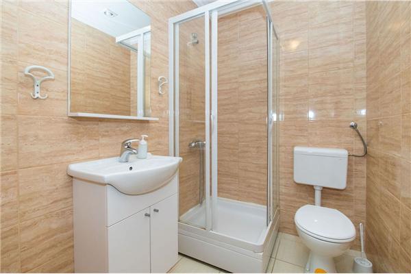 Apartment A2, for 3 persons