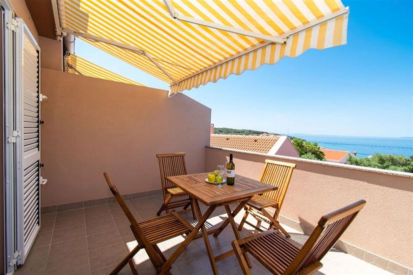 Apartment A2, for 3 persons