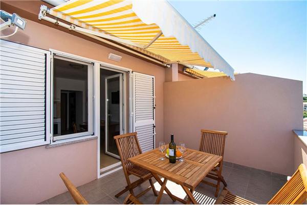 Apartment A2, for 3 persons