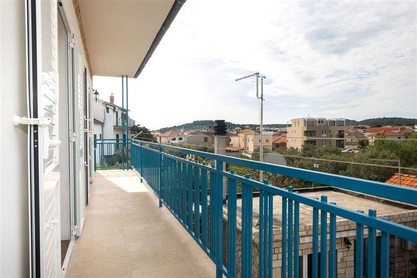 Apartment A1, for 6 persons