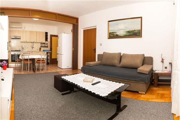 Apartment A1, for 6 persons