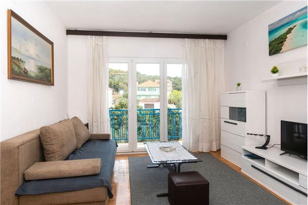 Apartment A1, for 6 persons