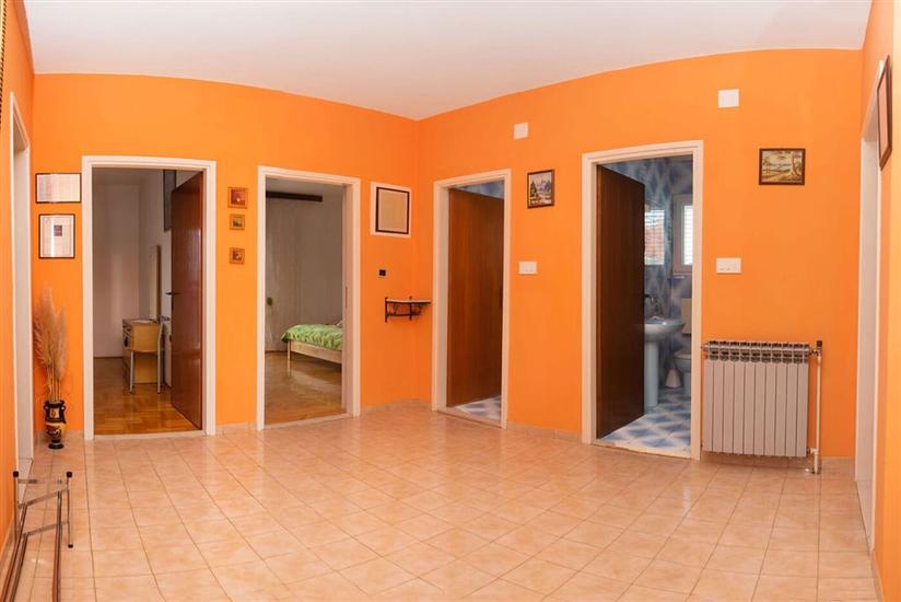 Apartment A1, for 6 persons