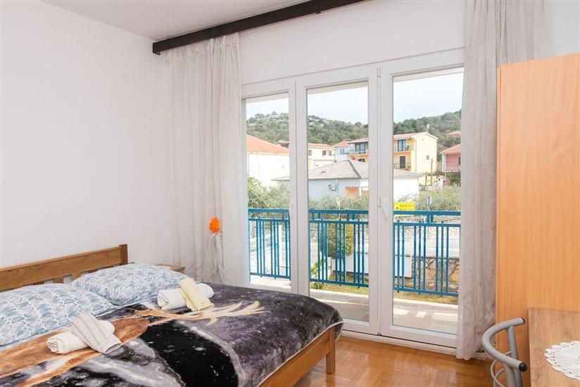 Apartment A1, for 6 persons