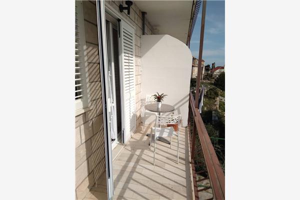 Apartment A1, for 5 persons